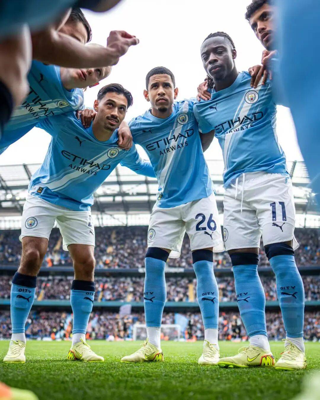 定位球则以 定位球则以